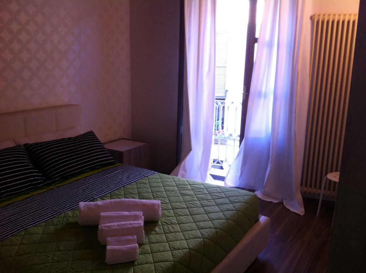 Appartamento In Centro Storico Асти Екстериор снимка