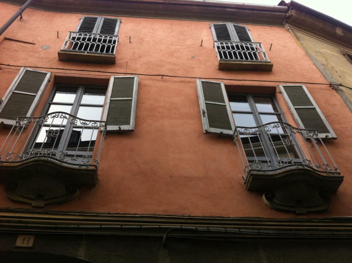 Appartamento In Centro Storico Асти Екстериор снимка