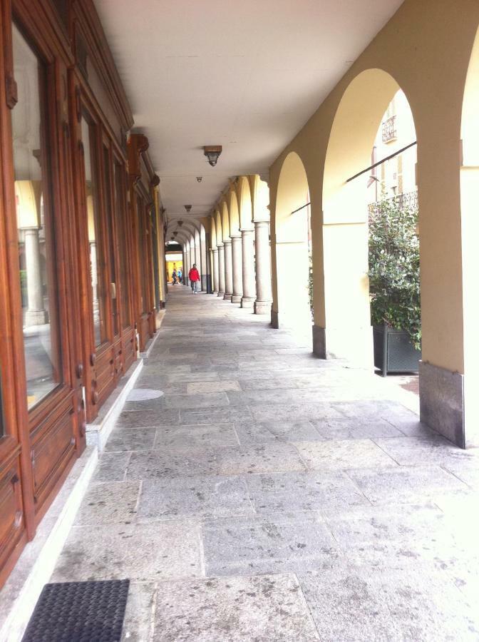 Appartamento In Centro Storico Асти Екстериор снимка